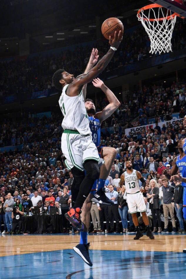  锡安伤愈归来鹈鹕击败雷霆结束三连败颓势